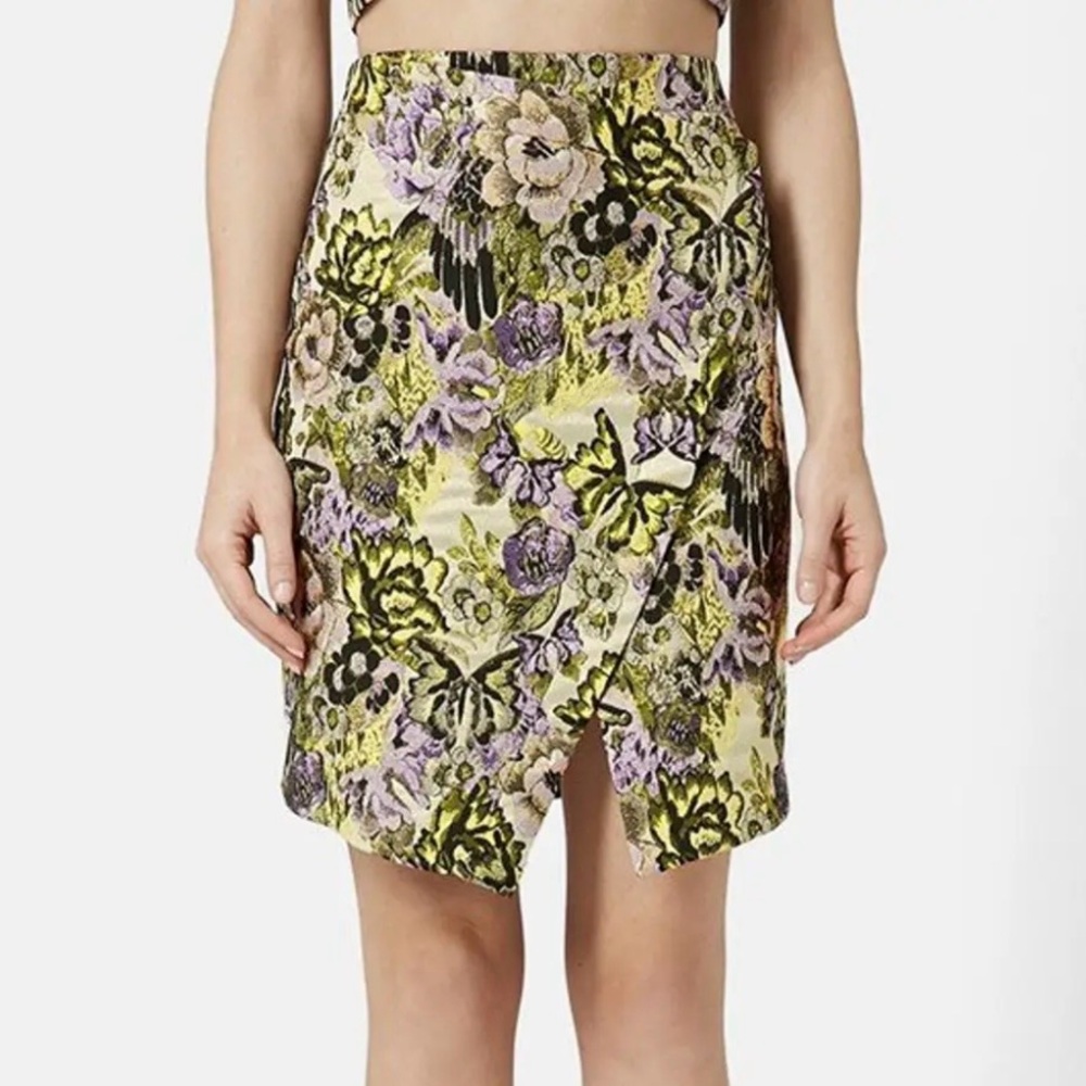 Tapestry Floral Mini Skirt with Gold Metallic Accents Purple Yellow Black Size 6